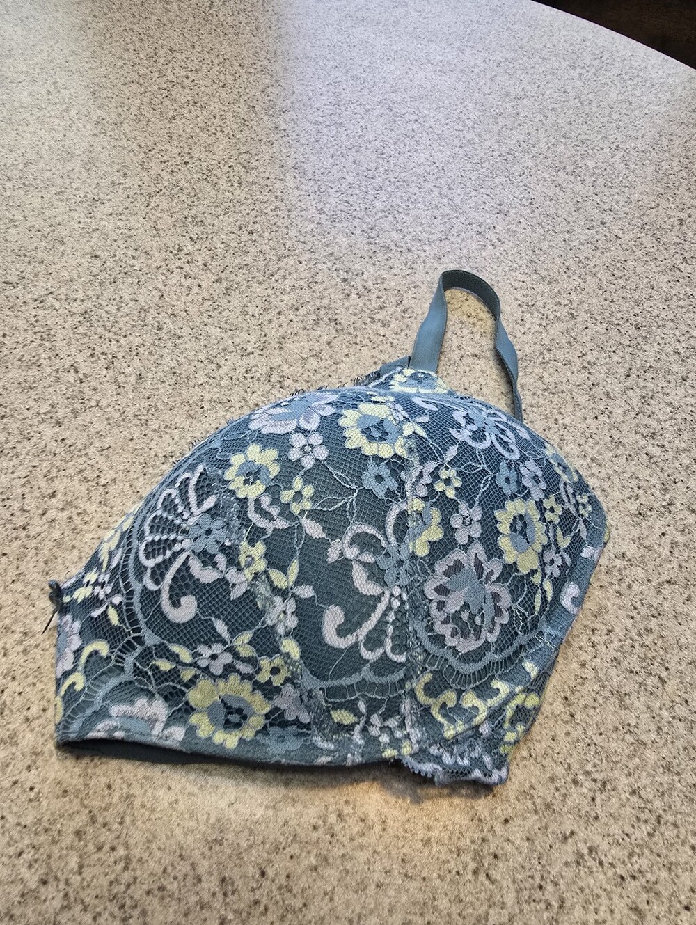 Victoria's Secret 5 DD bras: pink, teal,(no underwire) $ blue floral, royal blue